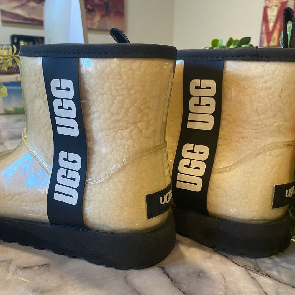 UGG Classic Clear Mini Boot